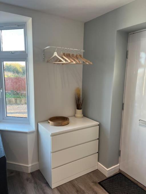 Abbotsbury 1 Bed Studio Opposite Uwe Free Parking Bristol Exterior foto